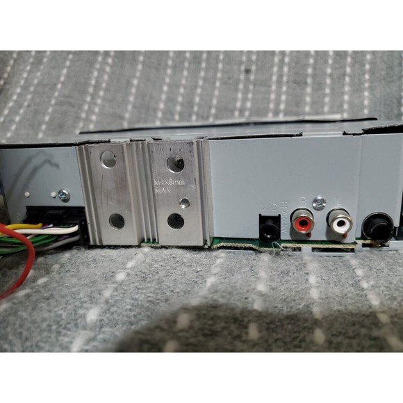 JVC Car Stereo  CD Player Bluetooth USB Aux Detachable Face - Picture 5 of 6